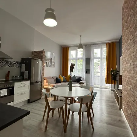 Wroclawia Apartman *